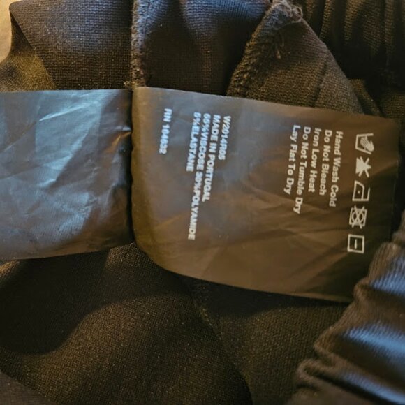Wardrobe.NYC Front Zip Leggings, Black, Medium - Picture 7 of 10